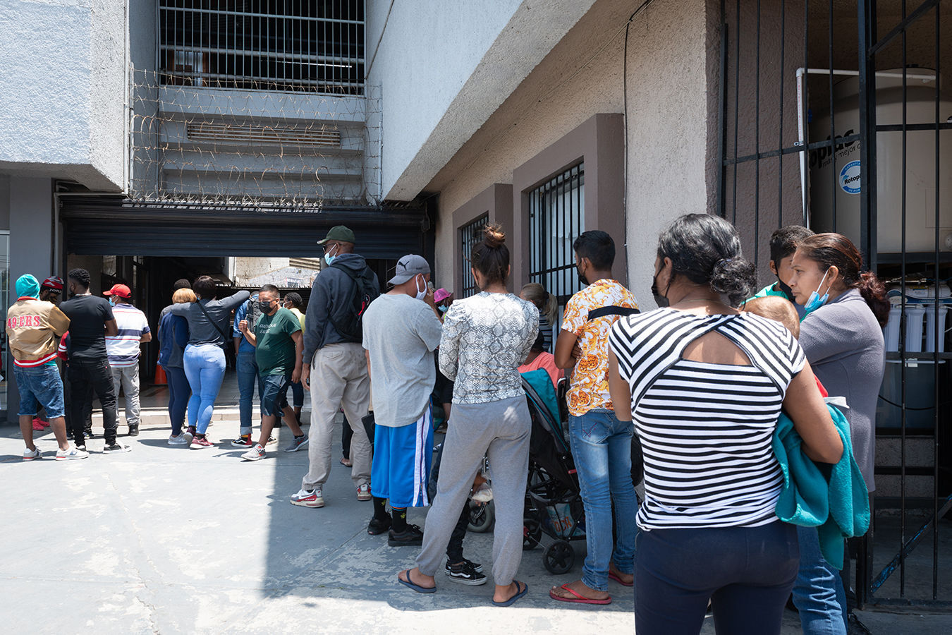 Tijuana-migrant-clinic-4_1350.jpg
